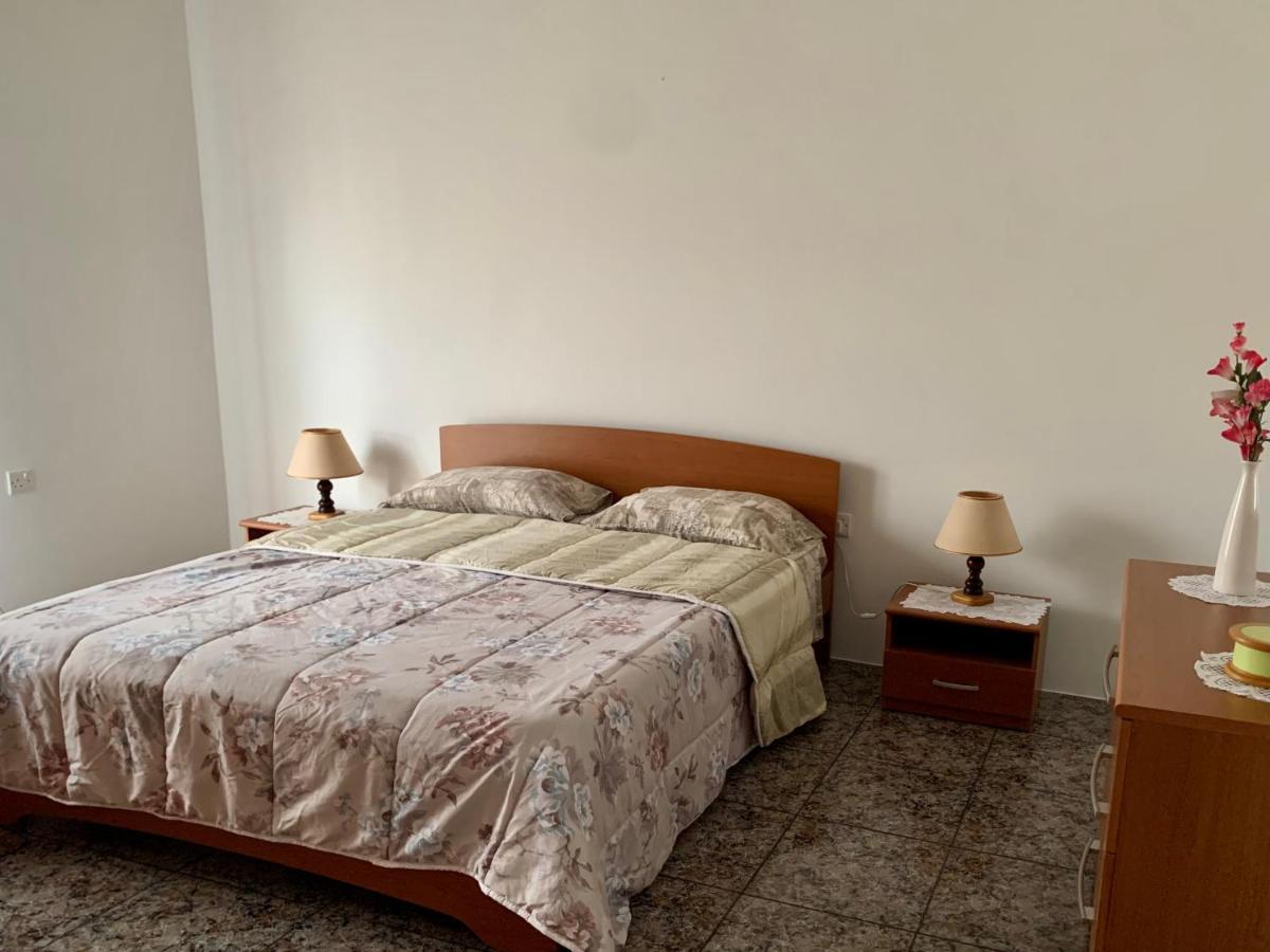2 Bedroom Appartment Birzebbugia Birzebbuga Exterior photo